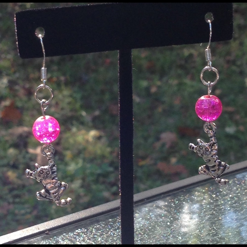 Pink Sparkly Glass Kitty Cat Earrings - Picture 3 of 6